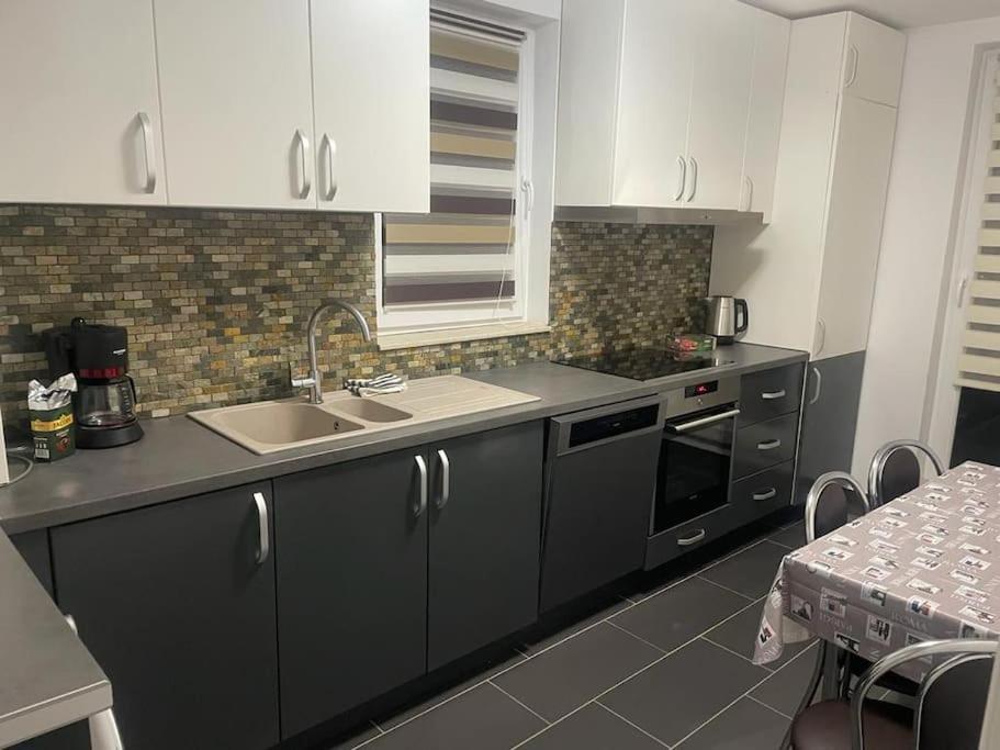 Apartament Cluj Floresti  Ngoại thất bức ảnh